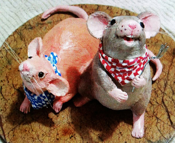 Humorous sculpture of mice